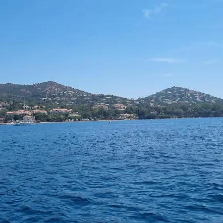 Agay Cap Esterel Village Allee Fleurs - F2 Clim Vue Golf Et - Grande Terrasse Plein Sud Apartment *