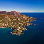 Appartamento Agay Cap Esterel Village Allée Fleurs - F2 Clim Vue Golf Et - Grande Terrasse Plein Sud Saint-Raphaël