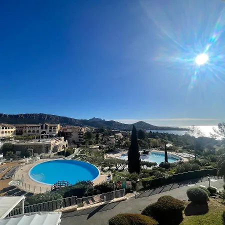 Appartement Agay Cap Esterel Village Allee Fleurs - F2 Clim Vue Golf Et - Grande Terrasse Plein Sud Saint-Raphaël