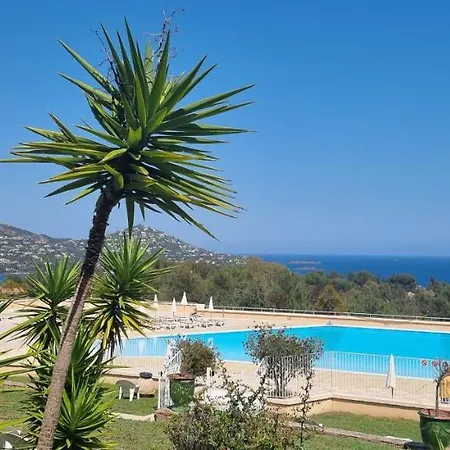 Agay Cap Esterel Village Allée Fleurs - F2 Clim Vue Golf Et - Grande Terrasse Plein Sud * Saint-Raphaël
