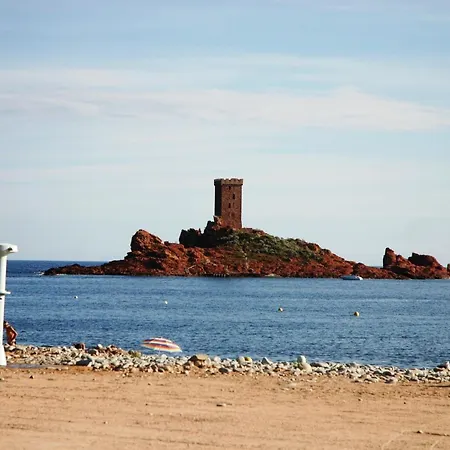 Agay Cap Esterel Village Allée Fleurs - F2 Clim Vue Golf Et - Grande Terrasse Plein Sud Saint-Raphaël