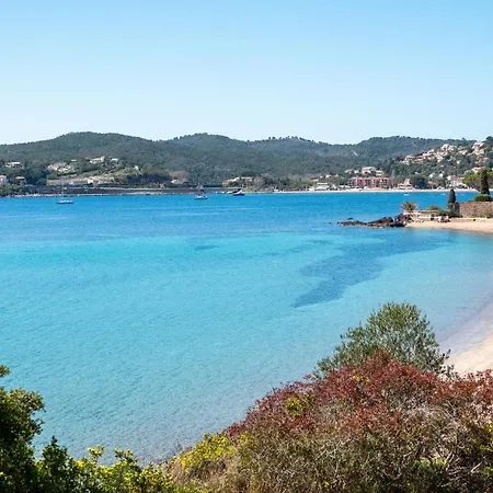 Appartement Agay Cap Esterel Village Allee Fleurs - F2 Clim Vue Golf Et - Grande Terrasse Plein Sud *