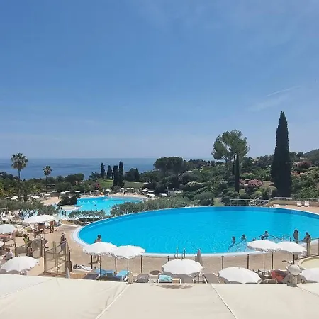 Agay Cap Esterel Village Allee Fleurs - F2 Clim Vue Golf Et - Grande Terrasse Plein Sud