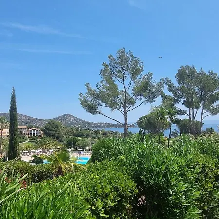 Agay Cap Esterel Village Allée Fleurs - F2 Clim Vue Golf Et - Grande Terrasse Plein Sud Apartamento Saint-Raphaël