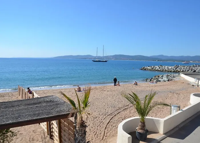 Agay Cap Esterel Village Allée Fleurs - F2 Clim Vue Golf Et - Grande Terrasse Plein Sud Apartamento Saint-Raphaël