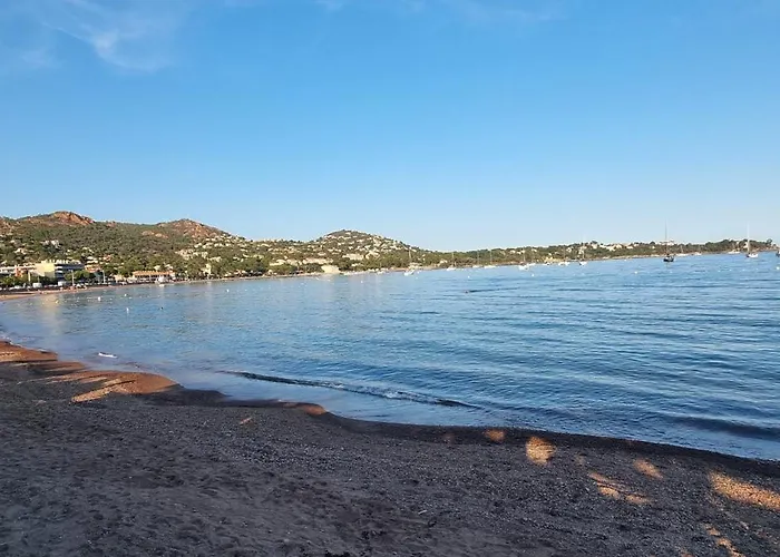 Agay Cap Esterel Village Allee Fleurs - F2 Clim Vue Golf Et - Grande Terrasse Plein Sud *