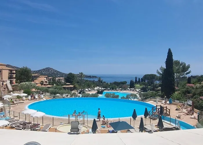 Agay Cap Esterel Village Allee Fleurs - F2 Clim Vue Golf Et - Grande Terrasse Plein Sud * Saint-Raphaël