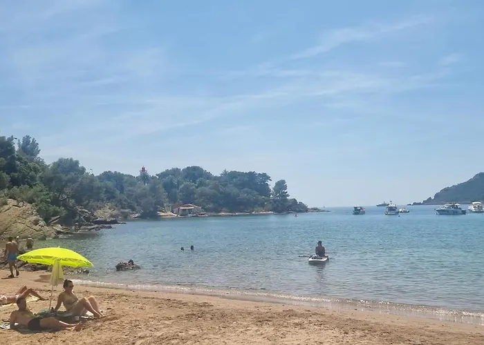 Apartamento Agay Cap Esterel Village Allée Fleurs - F2 Clim Vue Golf Et - Grande Terrasse Plein Sud Saint-Raphaël