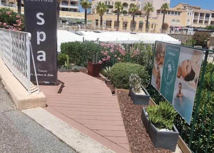 Agay Cap Esterel Village Allee Fleurs - F2 Clim Vue Golf Et - Grande Terrasse Plein Sud Saint-Raphaël