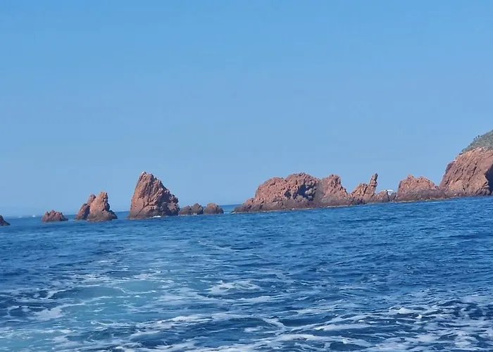 Agay Cap Esterel Village Allée Fleurs - F2 Clim Vue Golf Et - Grande Terrasse Plein Sud Apartamento *