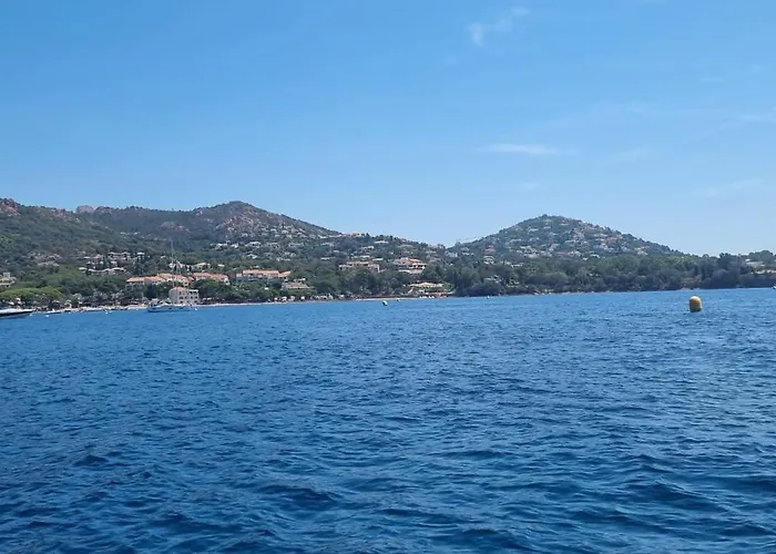 Agay Cap Esterel Village Allée Fleurs - F2 Clim Vue Golf Et - Grande Terrasse Plein Sud Apartamento *