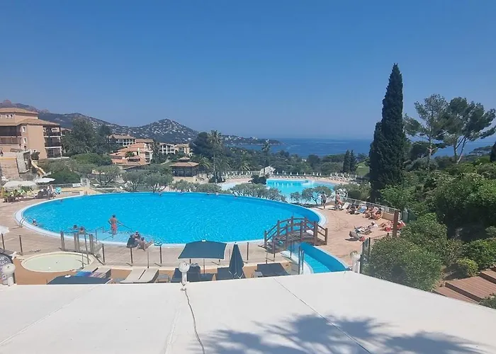 Lägenhet Agay Cap Esterel Village Allee Fleurs - F2 Clim Vue Golf Et - Grande Terrasse Plein Sud Saint-Raphaël