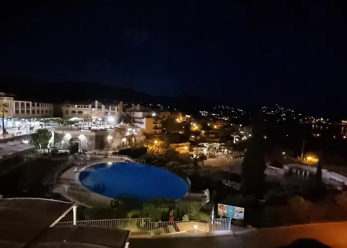 Agay Cap Esterel Village Allée Fleurs - F2 Clim Vue Golf Et - Grande Terrasse Plein Sud Apartamento *